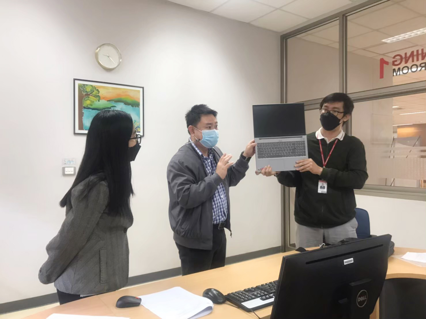 ศูนย์บริการเทคโนโลยีสารสนเทศร่วมกับศูนย์บรรณสาร จัดทำ KM การตรวจเช็ค Laptop เบื้องต้น