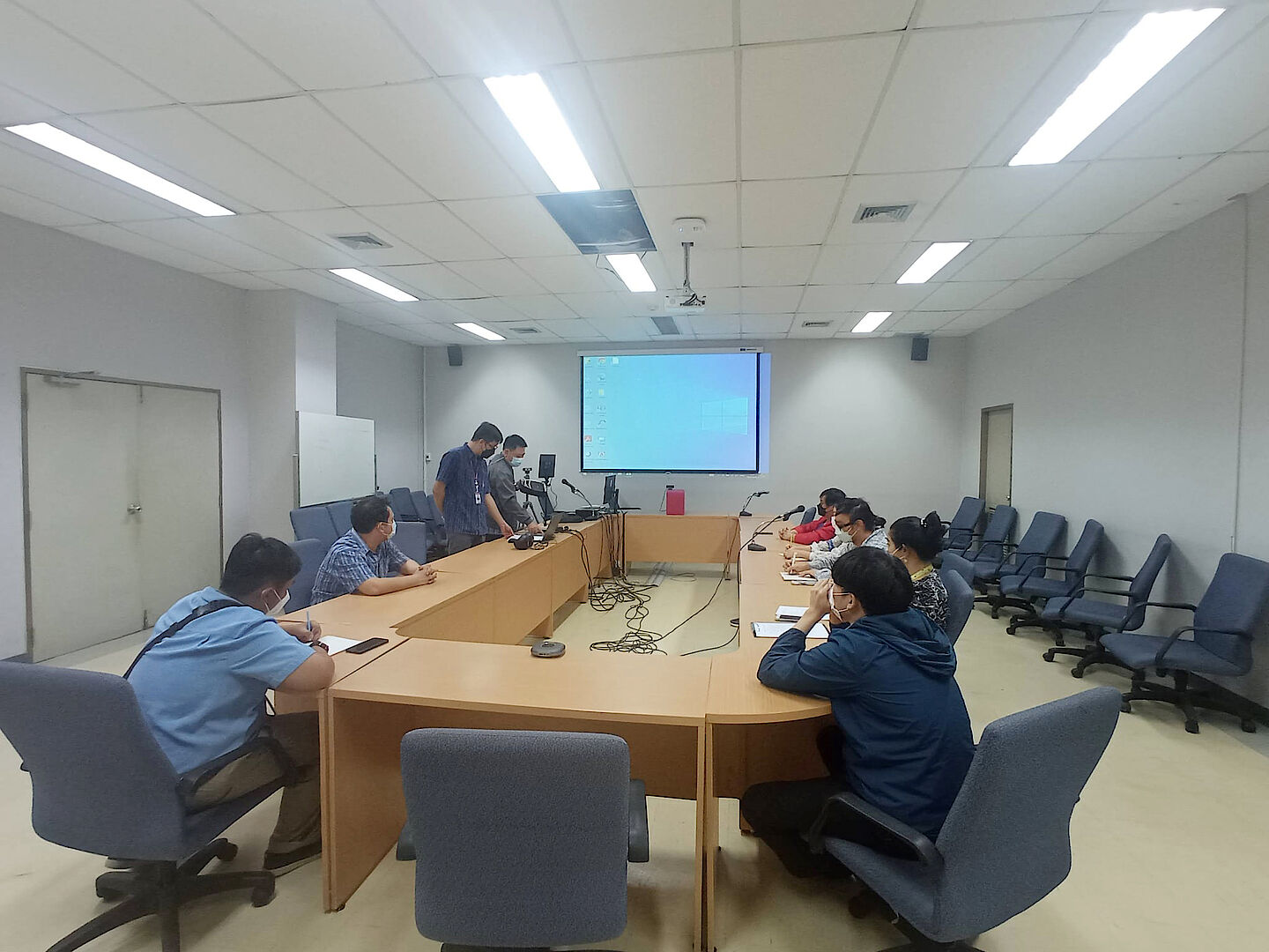 ศูนย์บริการเทคโนโลยีสารสนเทศจัดโครงการอบรมเชิงปฏิบัติการ Upskill & Reskill Online Meeting ระหว่างวันที่ 17-18 กุมภาพันธ์ 2565